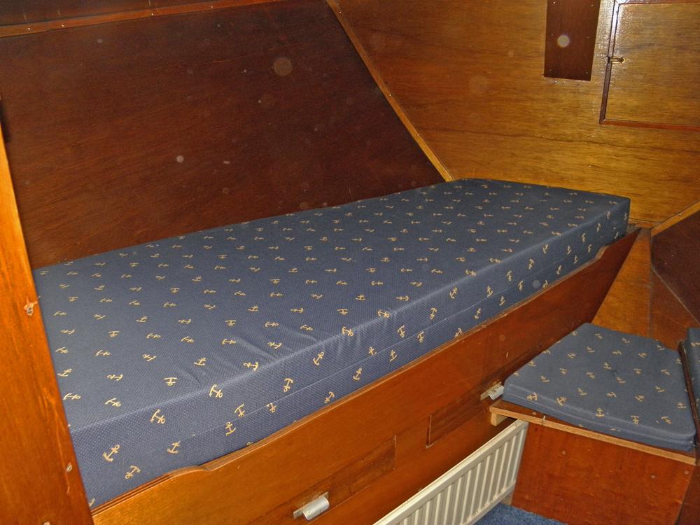 Cabin en avant, H&eacute;bergements